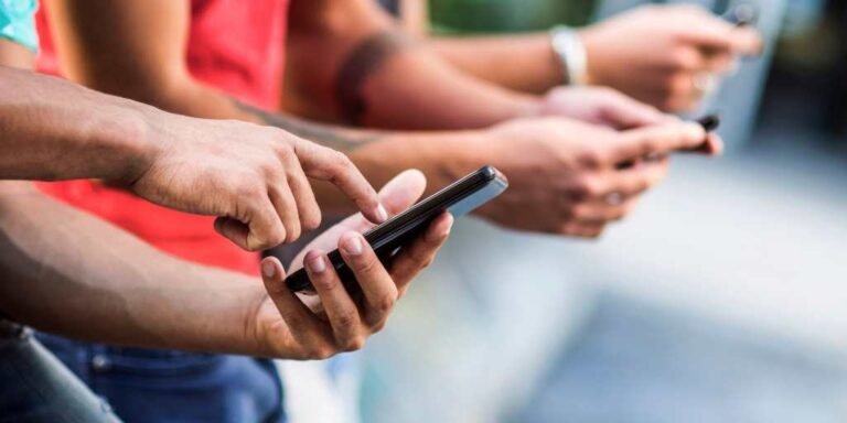 How to Monitor Your Child’s iMessages on iPhone in 2025