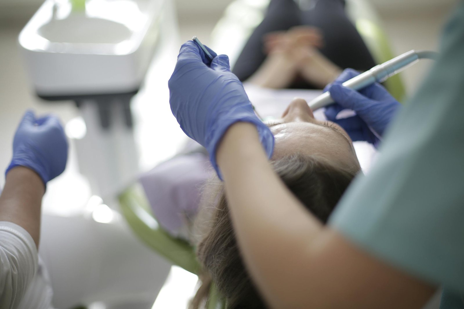 Dentist